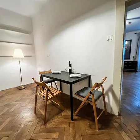 Apartman Gallus' Secret Romance *