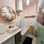 Gallus' Secret Romance Apartman *